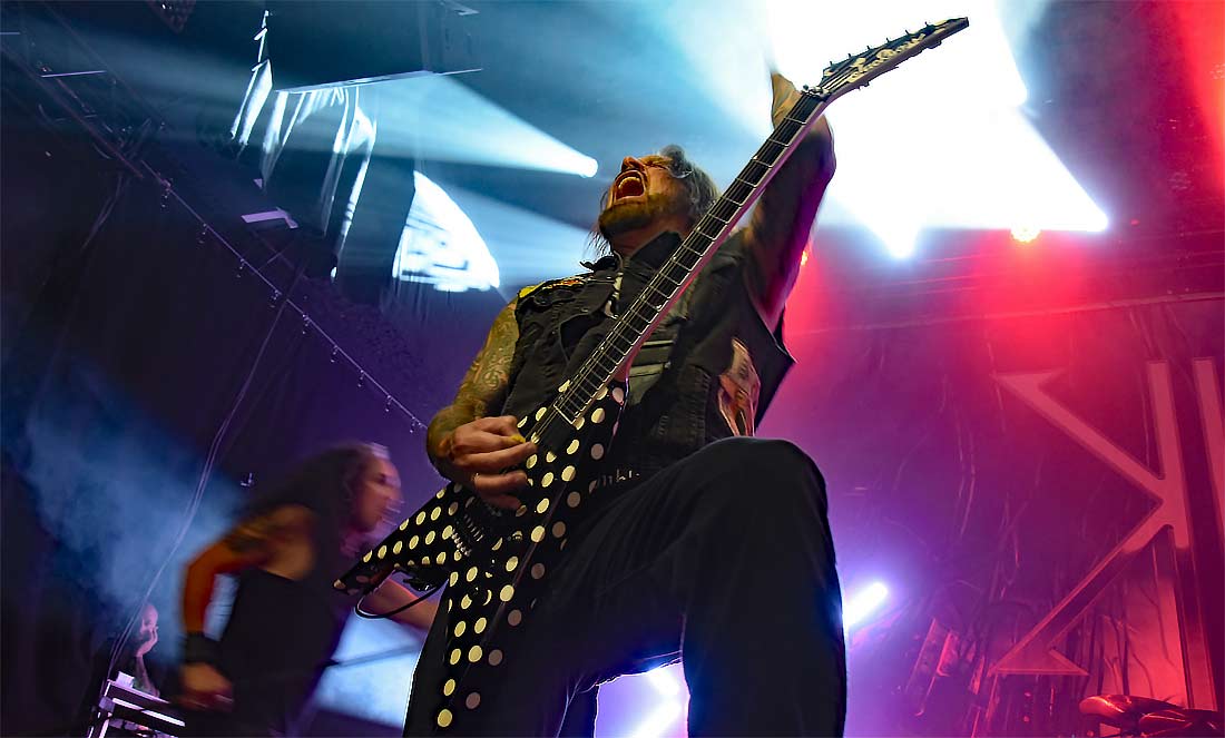 kerryking25c