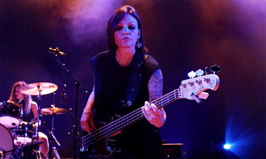 strangekindofwoman25b