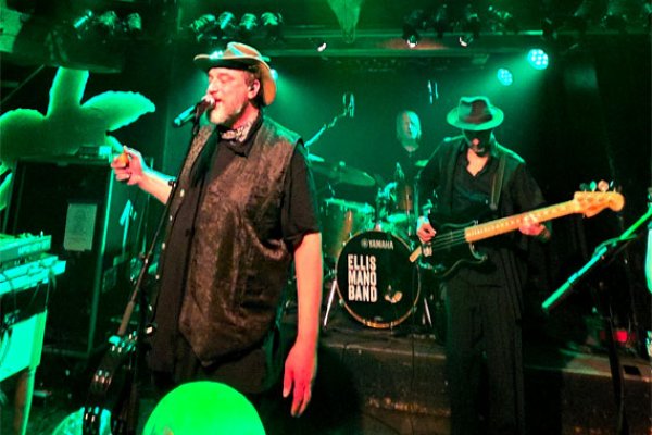Ellis Mano Band in Rubigen