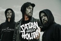 SATAN TAKES A HOLIDAY covern «You&#039;re the One That I Want» (Grease) und das sehr sehr ungewöhnlich!