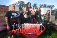 EXHUMED kündigen neues Album an «Red Asphalt» für Februar '26 an. Neues Musik-Video «Unsafe At Any Speed» veröffentlicht