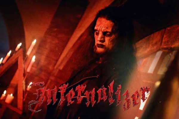 INFERNALIZER stellen neues Video zur zweiten Single «What We Do In The Shadows» vor