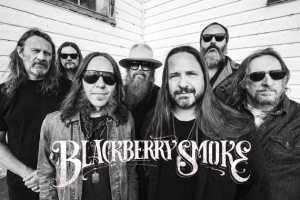 BLACKBERRY SMOKE veröffentlichen die neue Single «Little Bit Crazy». Album «Be Right Here» kommt im Februar &#039;24