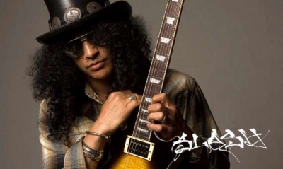 SLASH – Abenteuerliche Aufnahmen mit positiven Tests