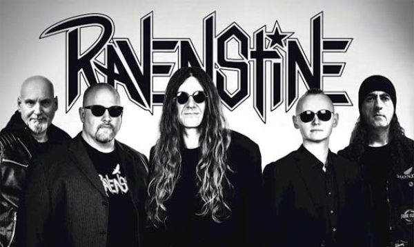 RAVENSTINE veröffentlichen ihr neues offizielles Lyric-Video zum Song «Blue Light»