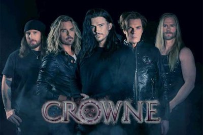 CROWNE kündigen neues Album «Wonderland» für August &#039;25 an. Neue Single «Waiting For You» jetzt online!