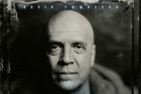 DEVIN TOWNSEND präsentiert neue Single «Home At Night» mit Fragilität und Grösse