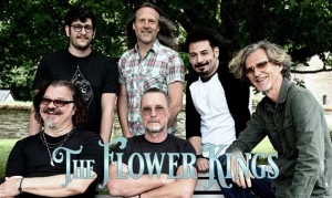 THE FLOWER KINGS kündigen ihr 15. Studioalbum «By Royal Decree» an