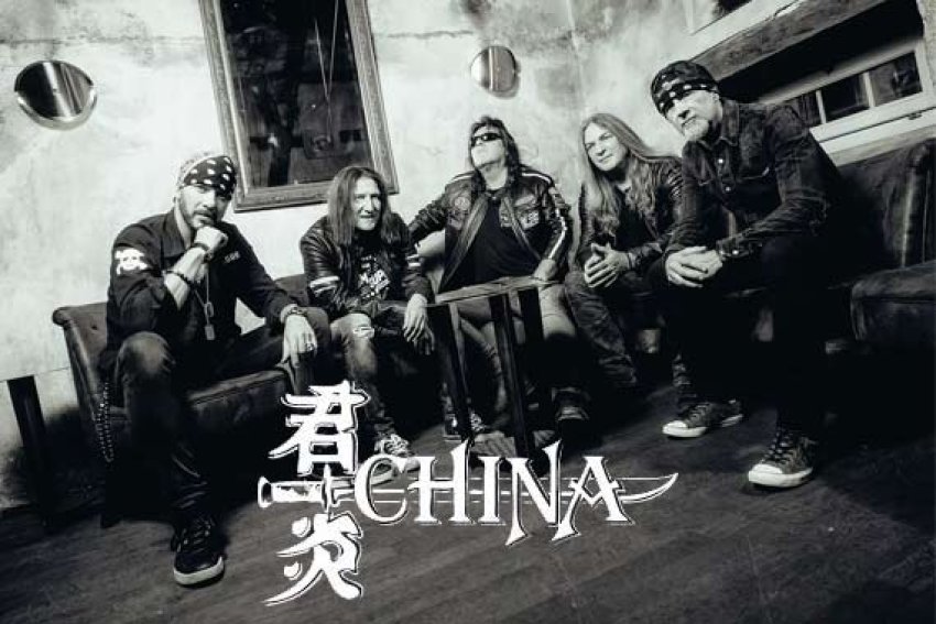 CHINA teilen Video zur neuen Single «Bright Lights»