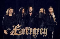 EVERGREY enthüllen Piano-Version zu «Call Out The Dark» und feieren ihr 30. Band-Jubiläum